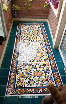 کاشی سوسن-کاشی دست ساز کف